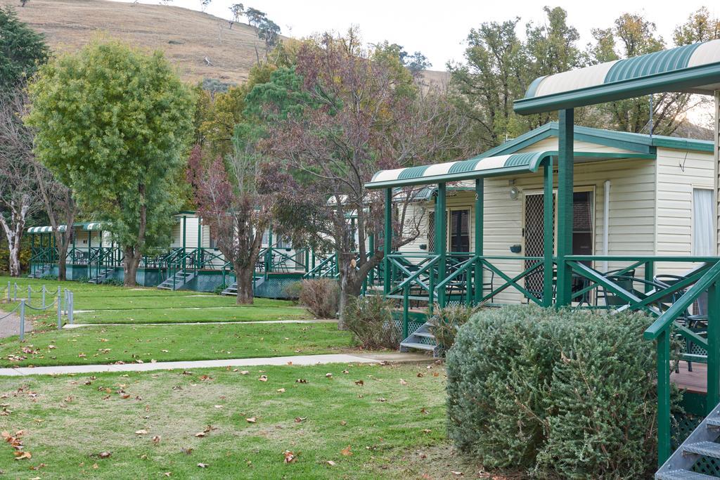 Gundagai Cabins & Tourist Park Exteriér fotografie