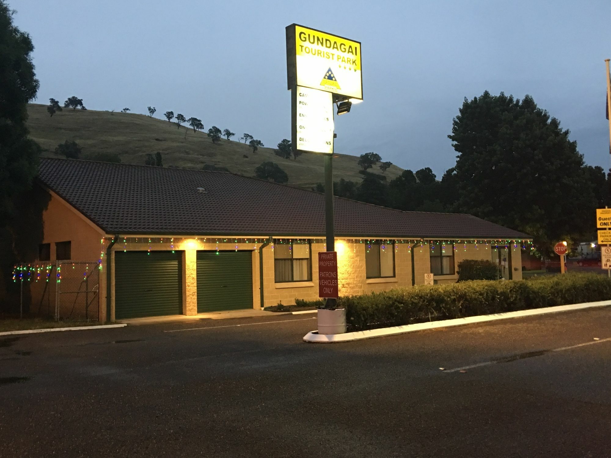 Gundagai Cabins & Tourist Park Exteriér fotografie